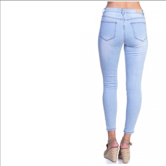 Light Denim Jeans with pearl embellishments. - Picture 2 of 3